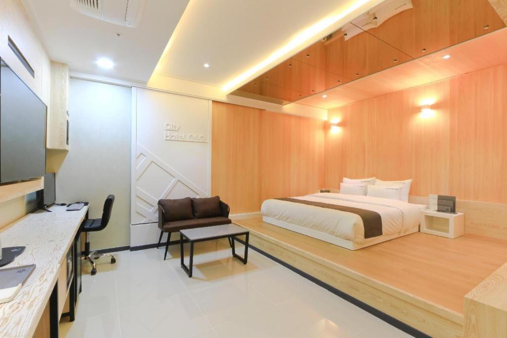 City Hotel G&G Пусан Экстерьер фото