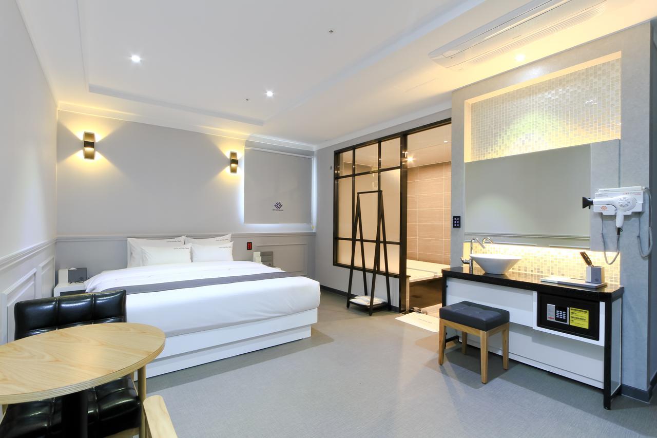 City Hotel G&G Пусан Экстерьер фото