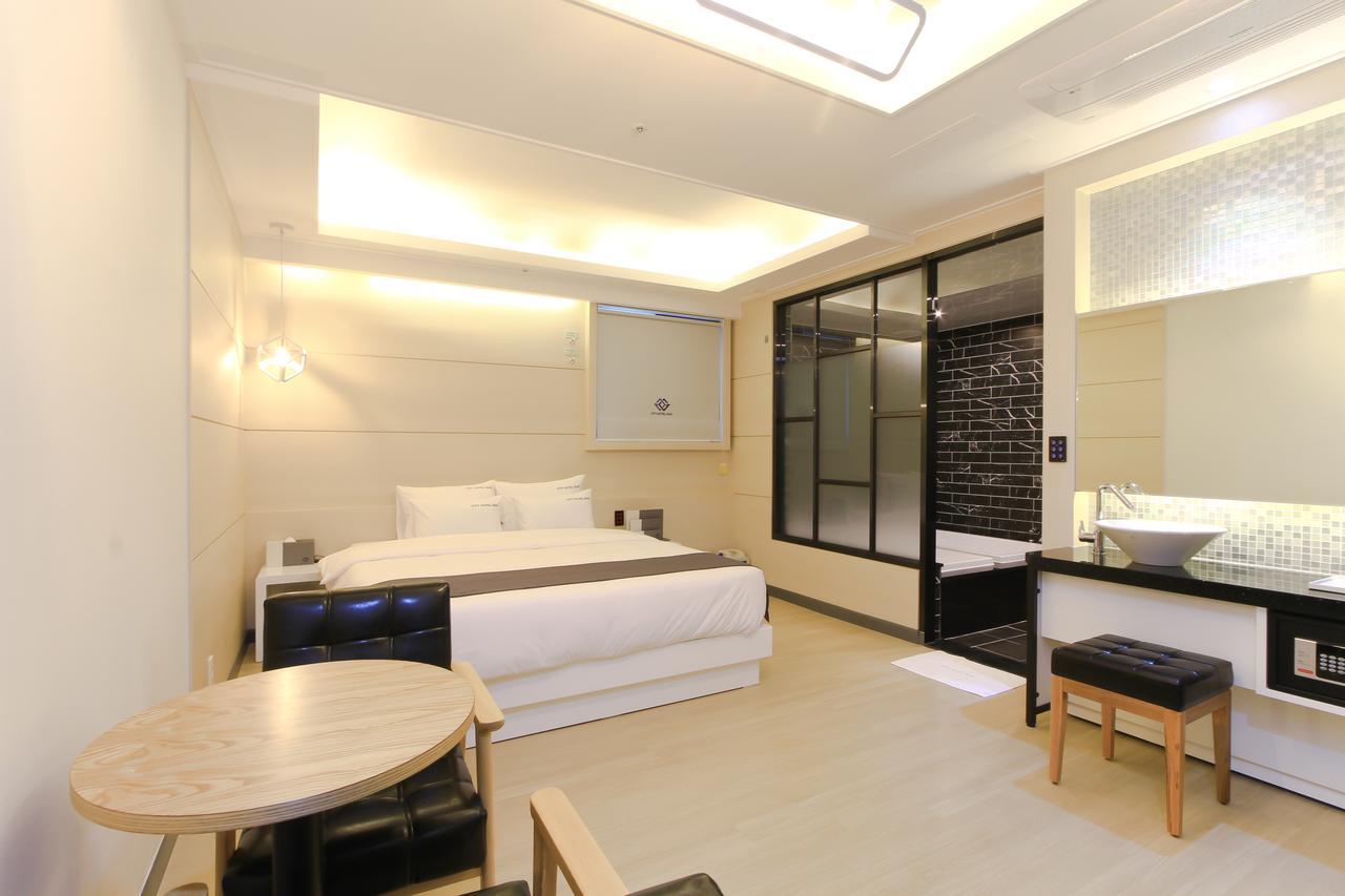 City Hotel G&G Пусан Экстерьер фото